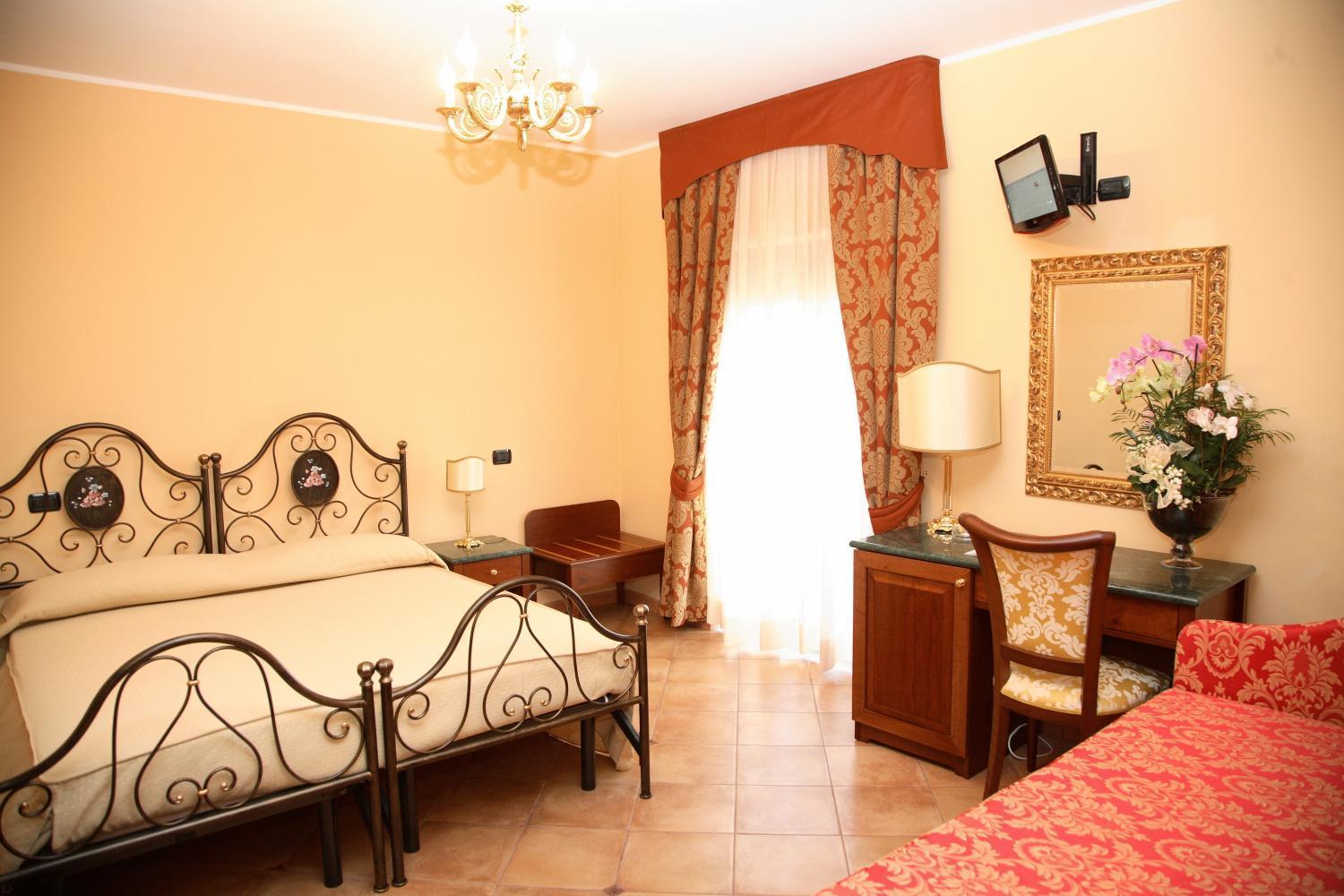 Agostiniana Hotel Санта-Тереза-ди-Рива Экстерьер фото