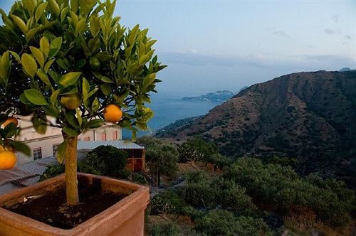 Agostiniana Hotel Санта-Тереза-ди-Рива Экстерьер фото